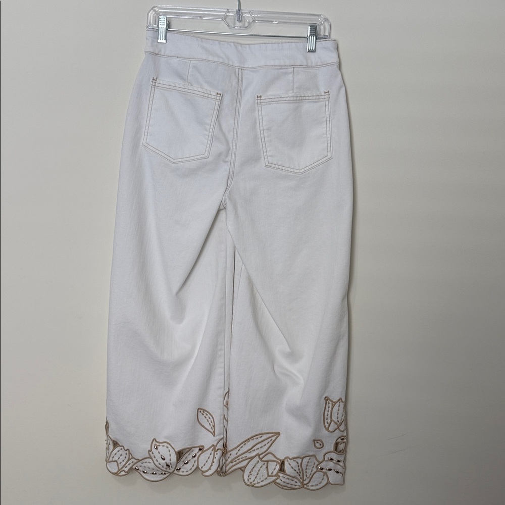 Chicos White Pull On Wide Leg Crops with Gold Jeweled Embroidery at Pants Hem. 4 - Picture 5 of 14